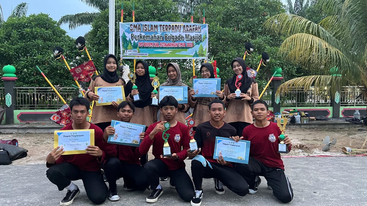 SMA IT Arafah Raih Prestasi di Kemah Brigade Remaja Masjid Kotim 2025